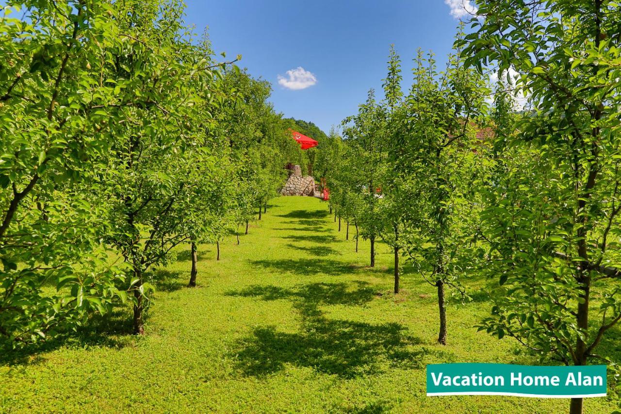 Vacation Home Alan 2 Kulen Vakuf Kültér fotó