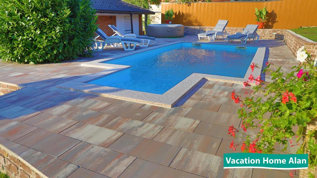 Vacation Home Alan 2 Kulen Vakuf Kültér fotó