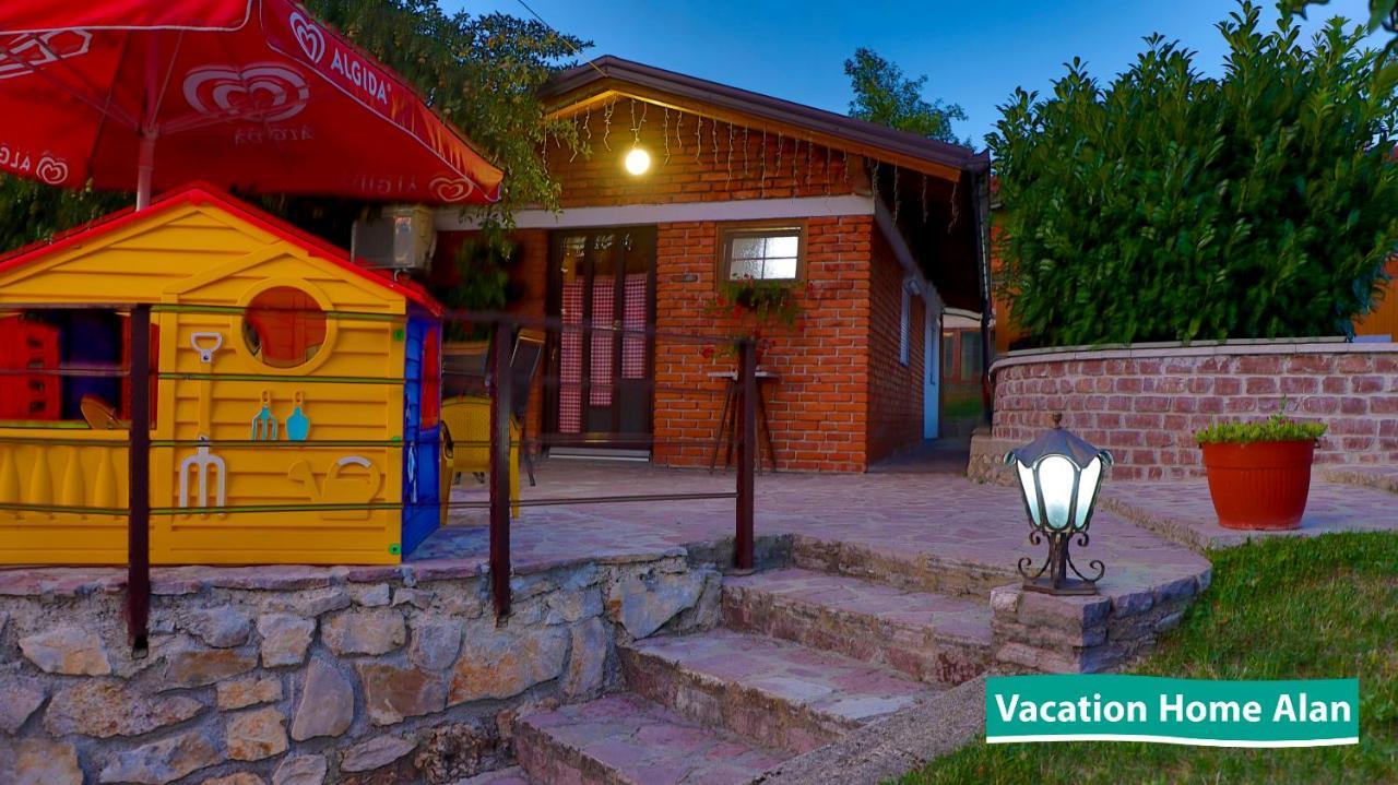 Vacation Home Alan 2 Kulen Vakuf Kültér fotó