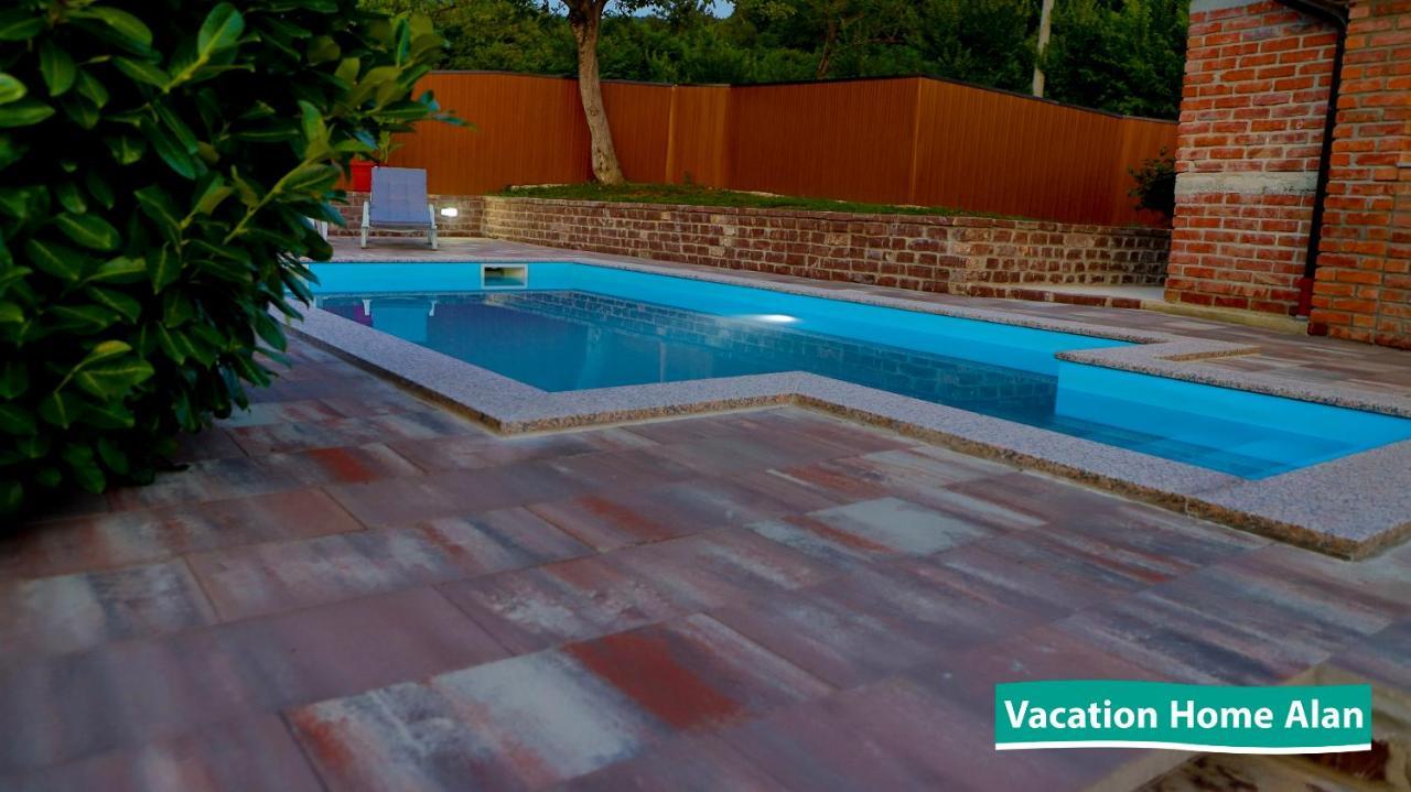 Vacation Home Alan 2 Kulen Vakuf Kültér fotó