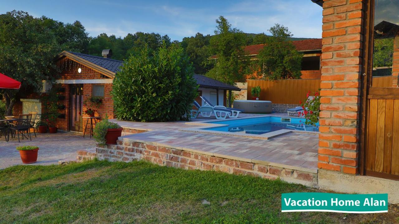Vacation Home Alan 2 Kulen Vakuf Kültér fotó