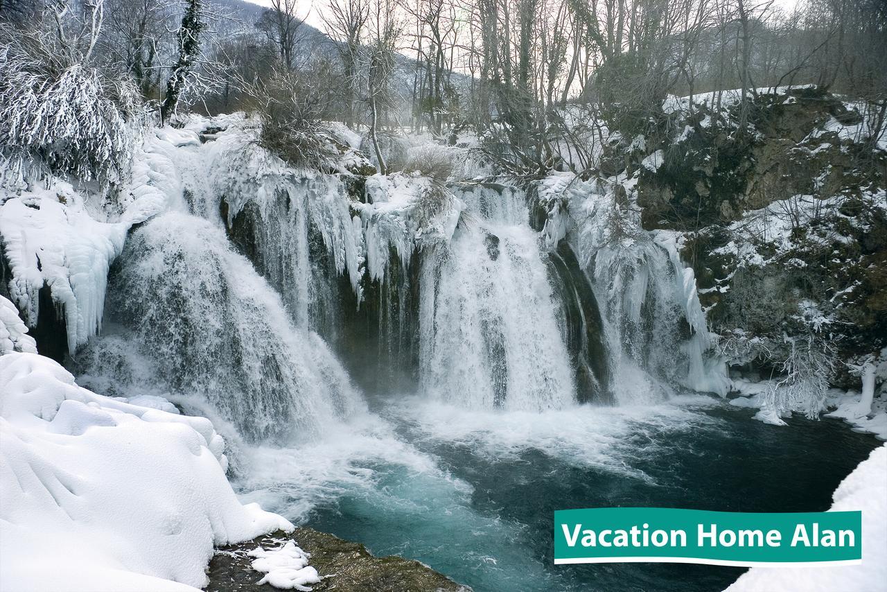 Vacation Home Alan 2 Kulen Vakuf Kültér fotó