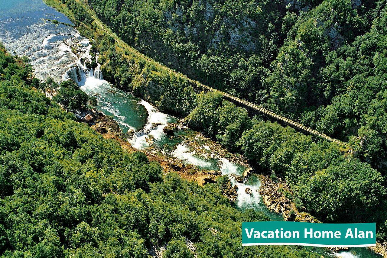Vacation Home Alan 2 Kulen Vakuf Kültér fotó
