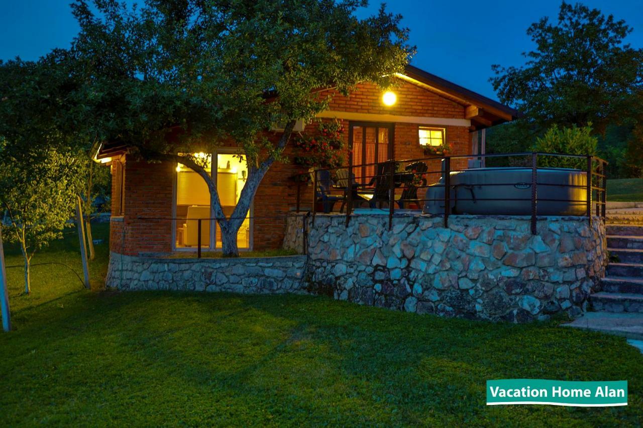 Vacation Home Alan 2 Kulen Vakuf Kültér fotó
