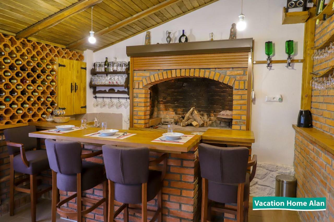 Vacation Home Alan 2 Kulen Vakuf Kültér fotó